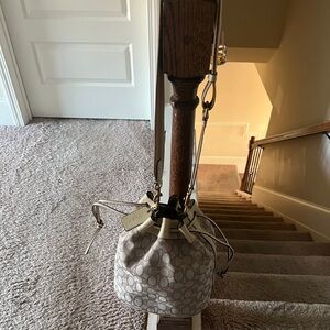 COACH FIELD BUCKET BAG SIGNATURE JACQUARD _ 45U385